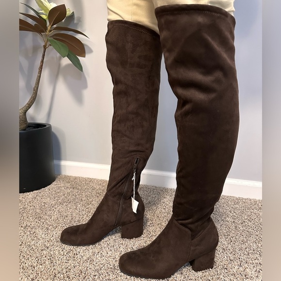 ✨ Christian Siriano Chocolate Samiya Over-the-Knee Boot ✨ - Picture 2 of 16